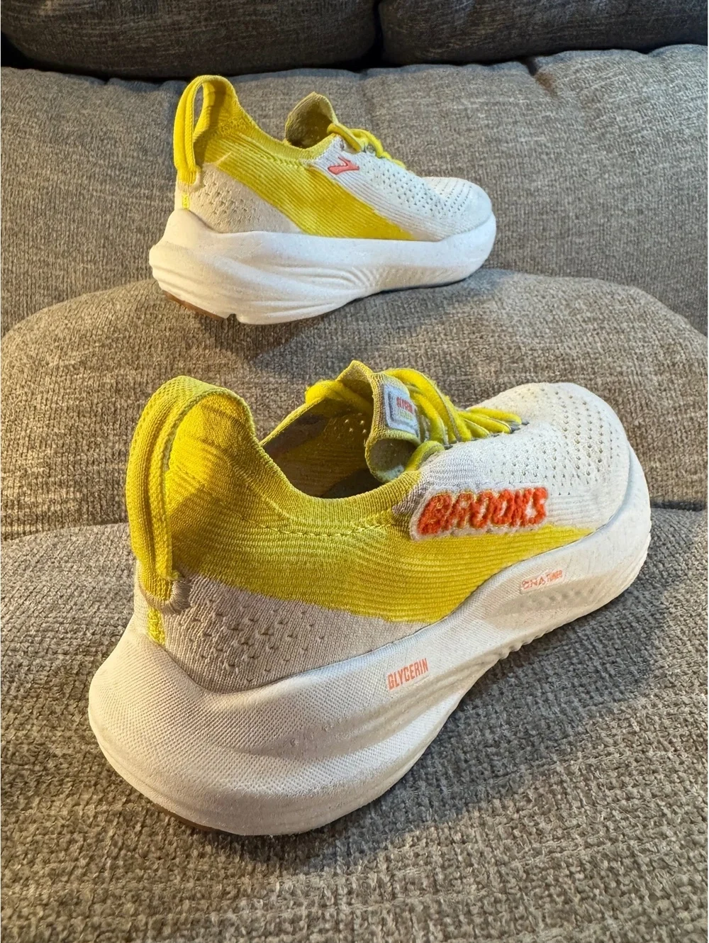 Brooks Glycerin StealthFit 22 White Yellow Orange Women's Running Shoes Size 8